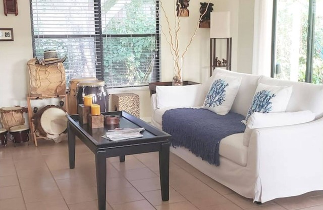 House comfortable close to the beach