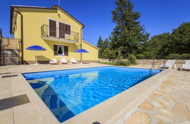 MAISON DAVIDO AVEC PISCINE ACCUEIL BIENVENUE