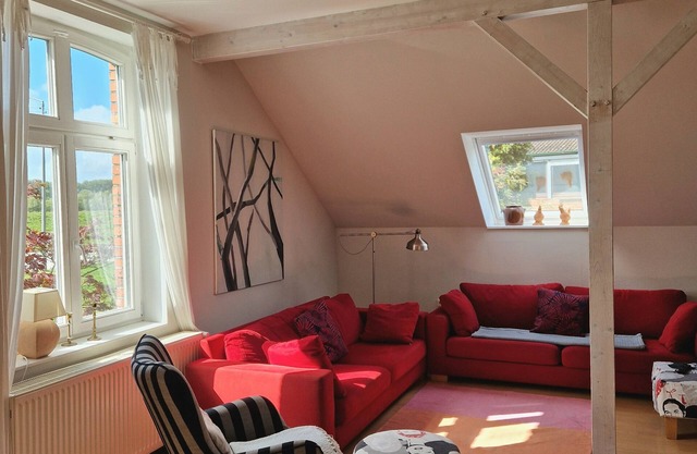 House Elbgold. Vacation apartment with large eat-in kitchen directly on the Elbe