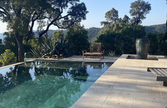 maison site exceptionnel sur 10 Ha vue mer panoramique sur le golfe de St-Tropez