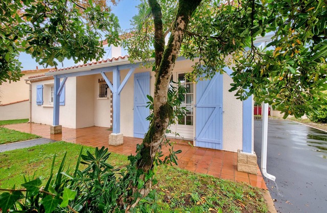 Grande maison pour 10 avec piscine