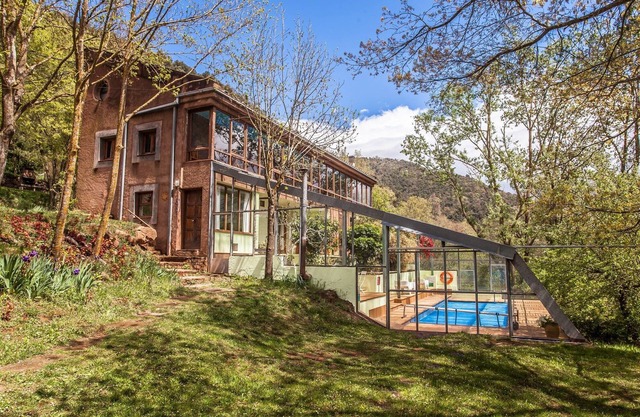 Maison avec capacité pour 14 personnes et piscine communautaire chauffée