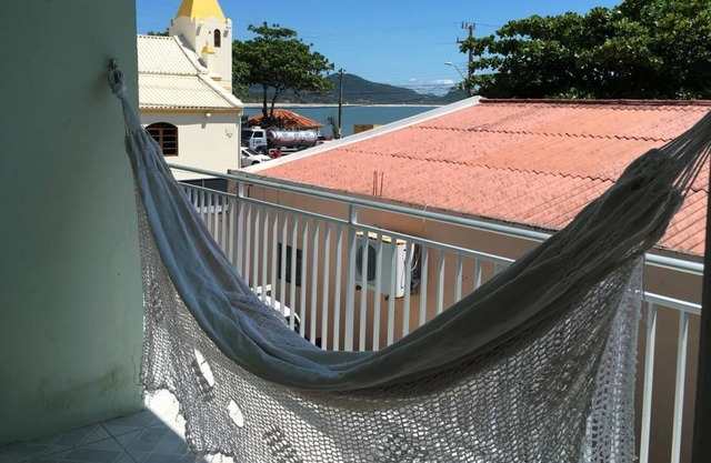 Maison à Armação à 30m de la plage avec une vue magnifique.