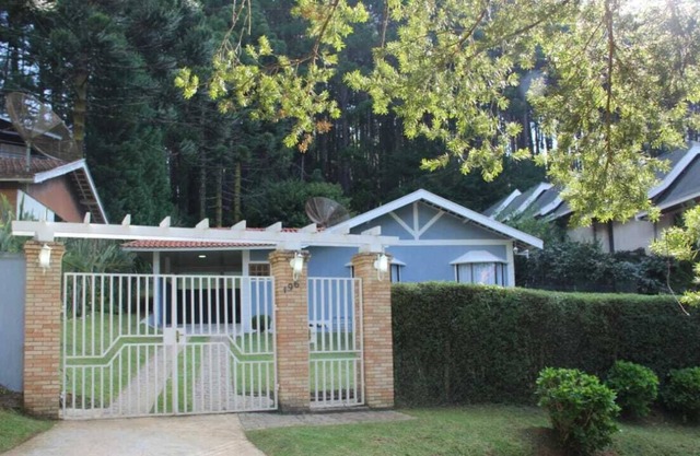 Maison à Campos do Jordão à 4 km du centre touristique dans un excellent quartier !!!