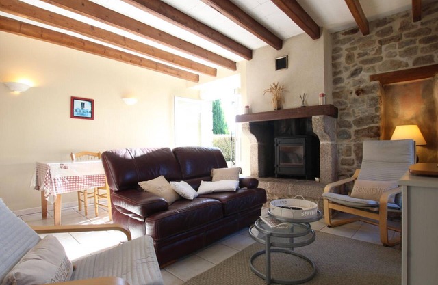 Maison tranquille proche mer à Réville, animaux admis