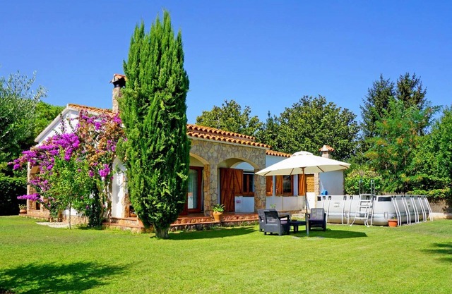 Maison à Viladamat avec piscine sur la Costa Brava