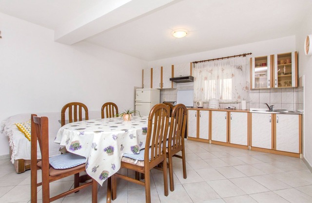 Maison Jozo (42511-K1) - Marina
