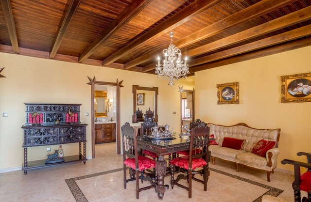 Maison Ludima à Fuentes de Andalucia, 40 min de Séville et à 50 min de Cordoue