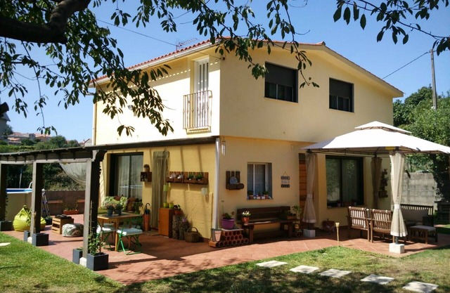 MAISON PROCHE PLAGE LADEIRA - BAYONA, AVEC JARDIN, BARBECUE, PISCINE,