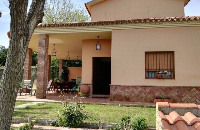 Idéal pour familles et groupes, maison indépendante à 20 km de Sevill