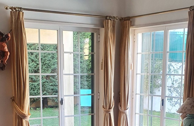 Maison des Ciprestes avec piscine privé dans quartier résidentiel