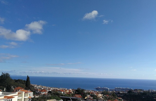 Maison de l'Immaculée. Magnifique vue sur la ville de Funchal