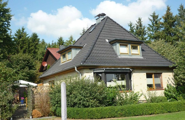 Maison sur le cerisier - Wolters-Zietan
