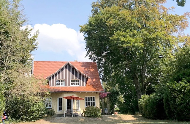 House on the lake - Absolute rarity, cozy house with private lake access