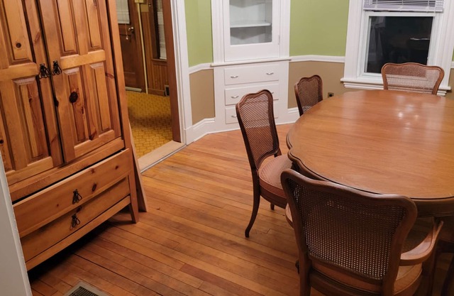 House on the trails and walking distance to town
