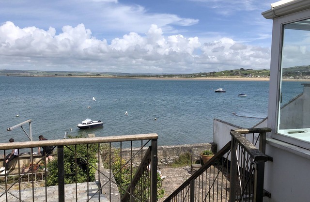 Maison à droite sur l'estuaire, à Appledore, Devon, boutiques, bars, aire de jeux pour tous à proximité