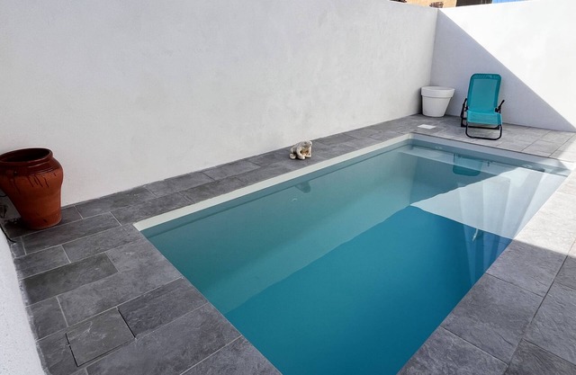 Maison vue mer, climatisée, WIFI, piscine privée, jardin, Gruissan village