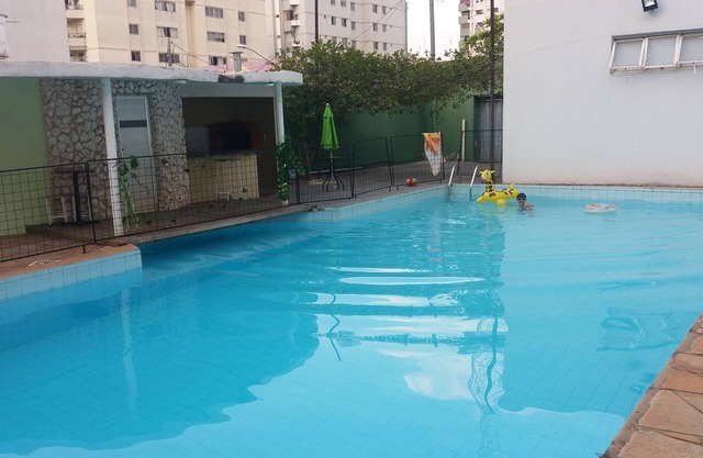 House season pool