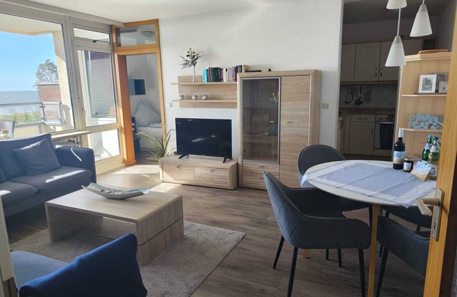 House Uthlande 17, living with a sea view!