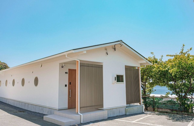 House with a natural hot spring and ocean views in all rooms / Kamogun Shizuoka