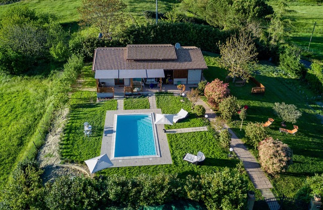 Maison avec jardin et piscine à 5 minutes du lac de Bolsena