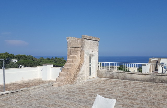 Maison avec jardin et vue sur mer dans un charmant petit village du Salento