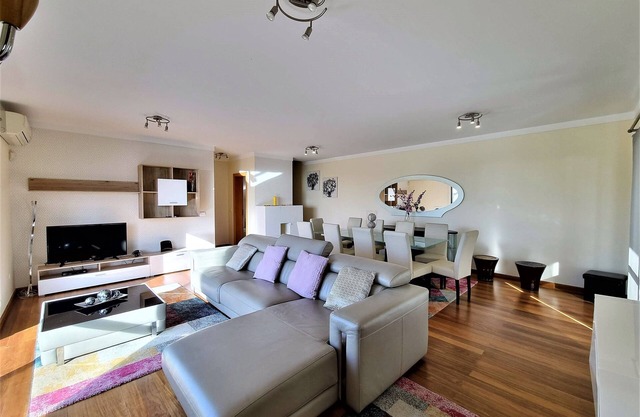 House With Great Sea View, Parking & Barbecue