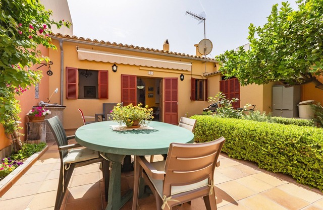 Maison avec jardin patio près de la mer