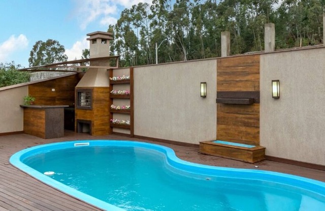 House with Pool 2km from the Center! @locacaonaserra