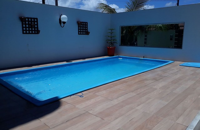 # Maison avec piscine et barbecue et excellent emplacement à Piuma