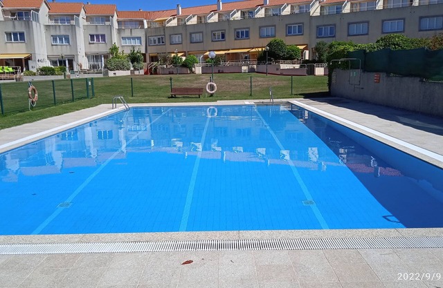 MAISON AVEC PISCINE ET PLAGE