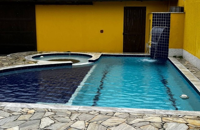 Maison w / piscine sur la plage Martins Sá 1196531-1000