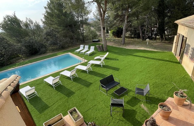 House with view of the Corbières,