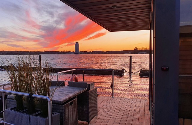 Houseboat Fjord Dory with bio-sauna and roof terrace in Schleswig