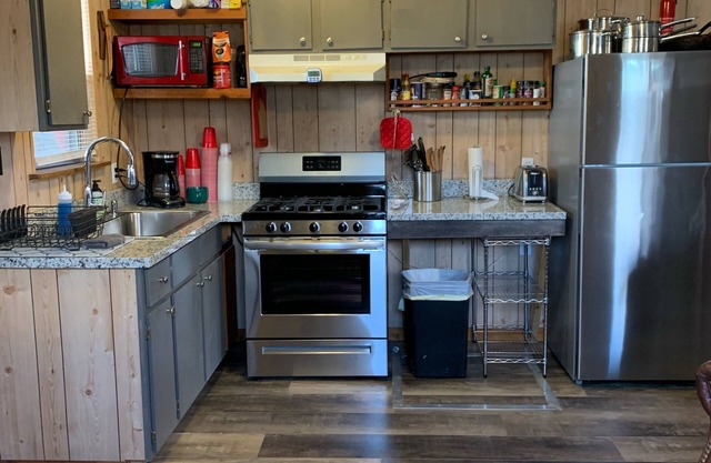 HOUSEBOAT FOR RENT- Venice Marina- The “Get Reel”