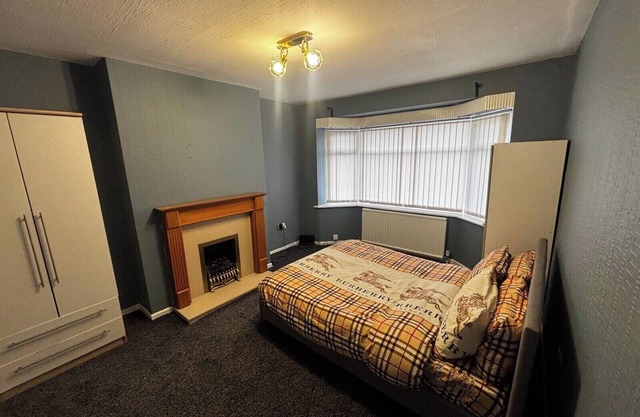 HouseSleeps9-Fireplace-Garden-Bbq-Tv