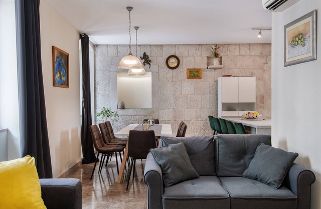 Comment mieux vivre à Split, Appartement