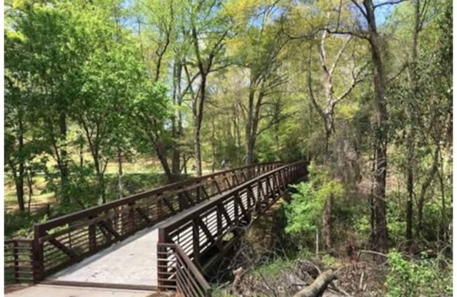 Howe Cottage, pet friendly, short walk to downtown