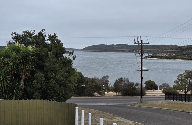 "HOWSTHASERENITEE" à Coffin Bay - maison avec vue sur la baie