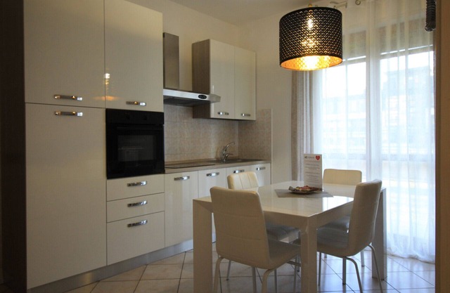 HQ Aparthotel Milano Inn Smart Suites - Comfort Apartment with 2 Bedrooms