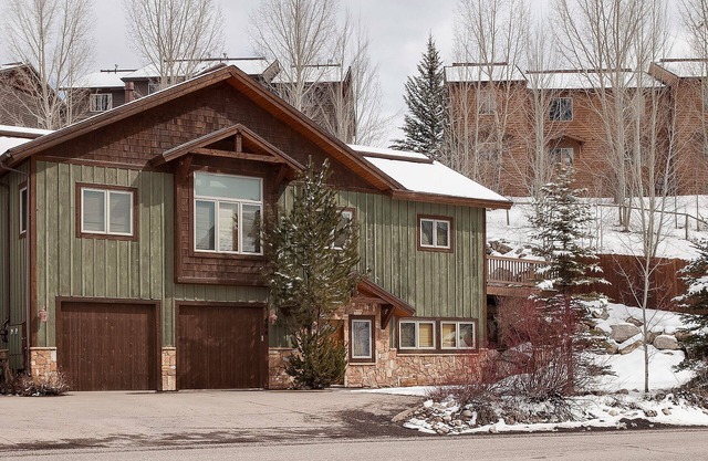 HT408 | Gorgeous Private Home | Dog Friendly | Emerald Mtn Views