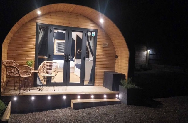 huacaya luxury eco glamping pod @ little peru alpaca farm