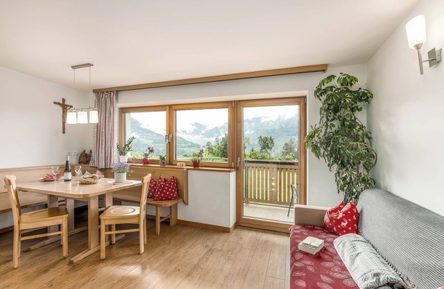 Huberhof Appartement 'Golden Delicious' avec vue sur les montagnes, jardin et Wi-Fi