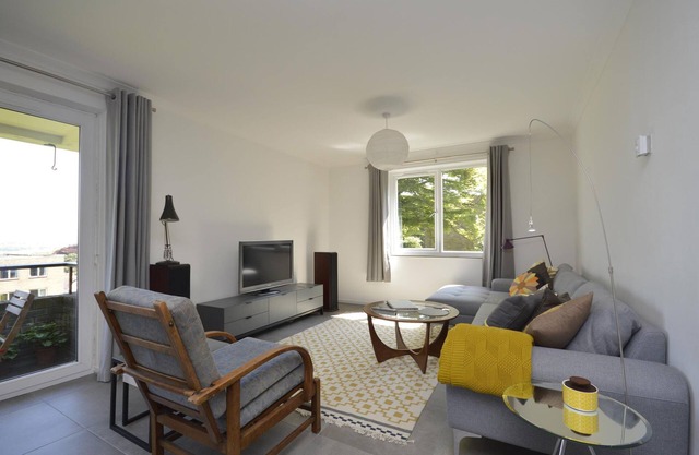Grand appartement de 4 chambres avec balcon