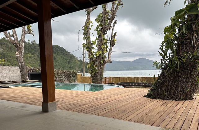 Huge 5-7 suite house on the beach | Praia do Lazaro Ubatuba