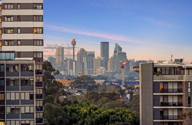 Huge Mansion with City View | Sydney Airport