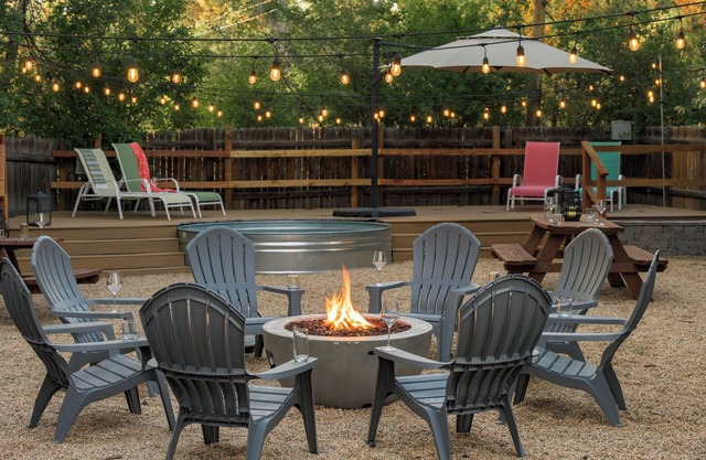 Events allowed huge secluded yard hot tub game room 5-15 min to DU, DTC, DT