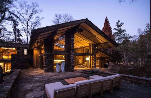 Hunter House | Famous Fay Jones home in Memphis, TN, Sleeps 9, 4 bed, 4 bath*