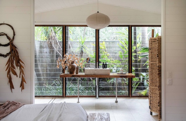 Unique Hunter Valley Rainforest Hideaway, The Showerhouse at Leaves and Fishes