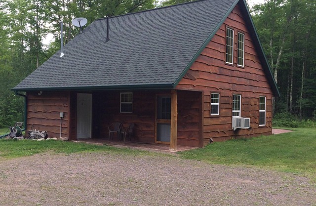 Hunters Hideaway & Isolé Chalet de campagne pour les escapades en famille